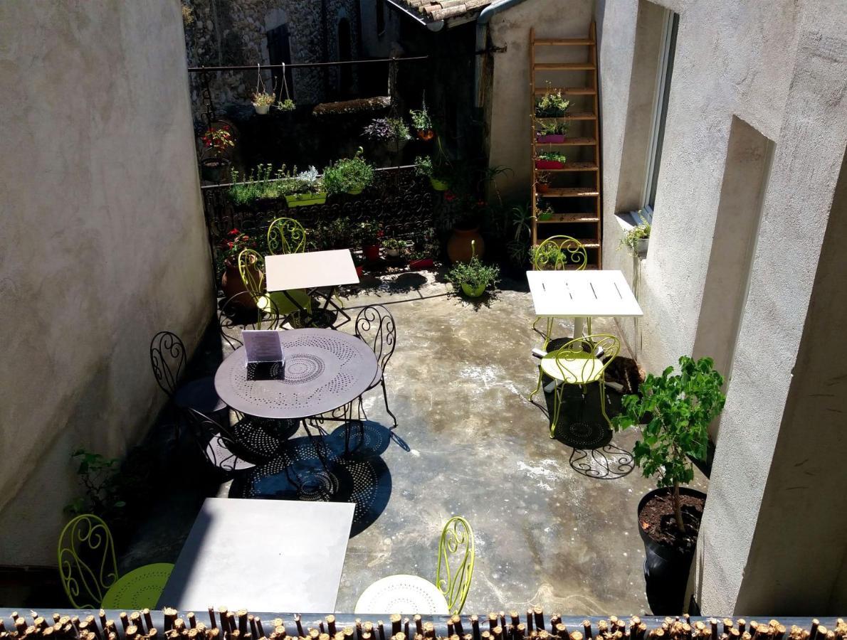 Les Terrasses De Saillans Bed and Breakfast Saillans  Buitenkant foto